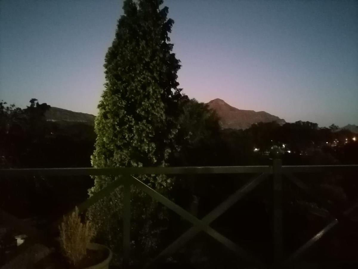 Clarens On Collett 빌라 외부 사진